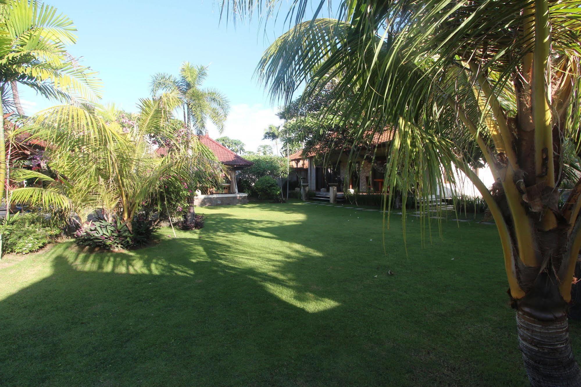 Taman Agung Hotel Sanur Buitenkant foto