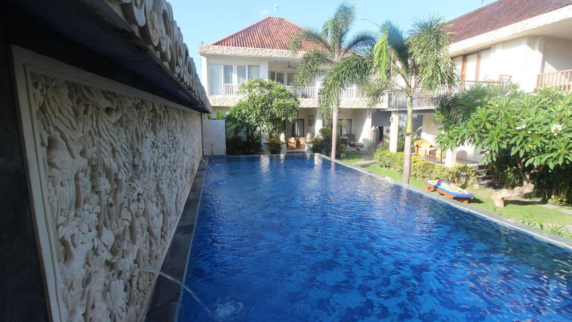 Taman Agung Hotel Sanur Buitenkant foto